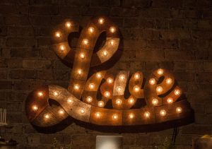 Reclaimed wood marquee letters w/ Lights, Perfect for Weddings! Shabby Chic, Salvaged Barn Wood Letter, Love, restaurant, home decor, Rustic